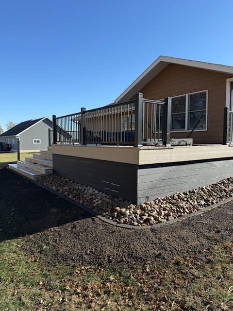 Gallery photos for Creating Comfort with Rock Beds and Edging: Image #3