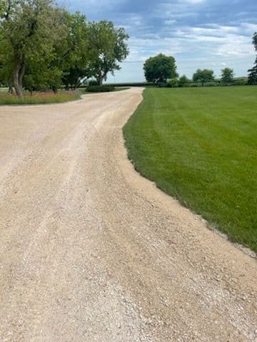 Gallery photos for Gravel Driveway Transformation in Scenic Location: Image #3