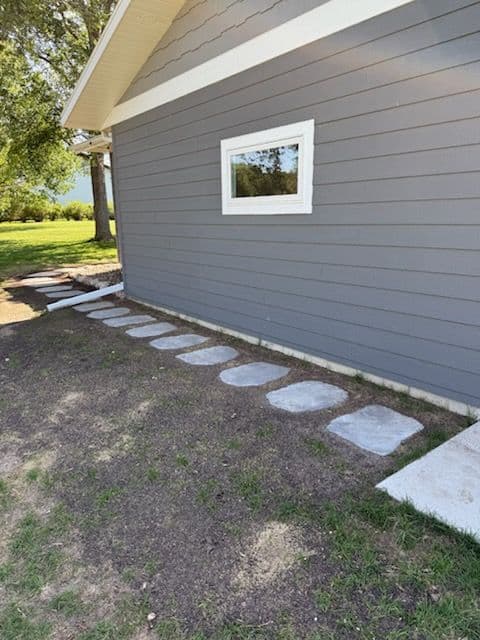 Gallery photos for Sioux Center Home Enhanced with Rock and Walkways: Image #3