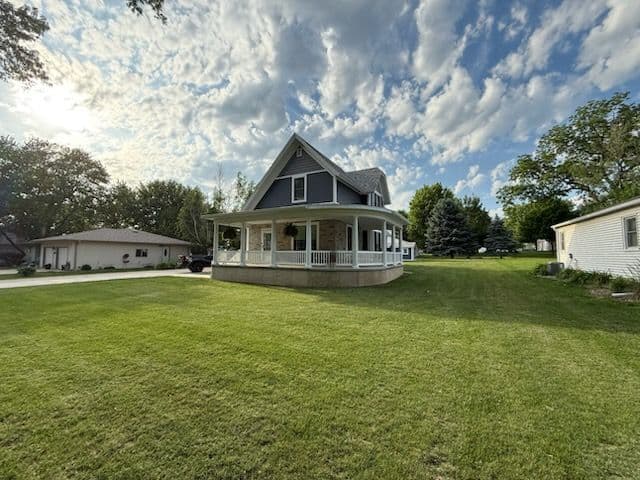 Gallery photos for Landscape Renovation with Rock and Edging: Image #3