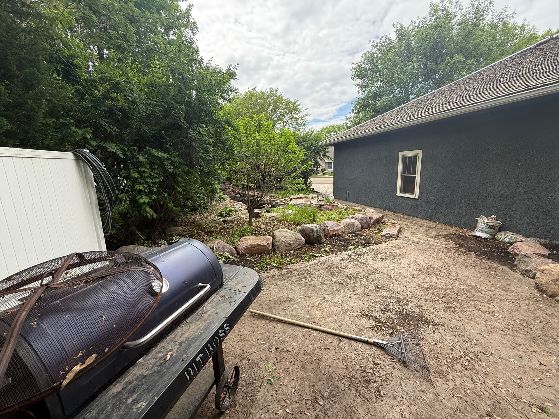 Gallery photos for Overgrown Property Cleared Down to a Clean Slate: Image #4